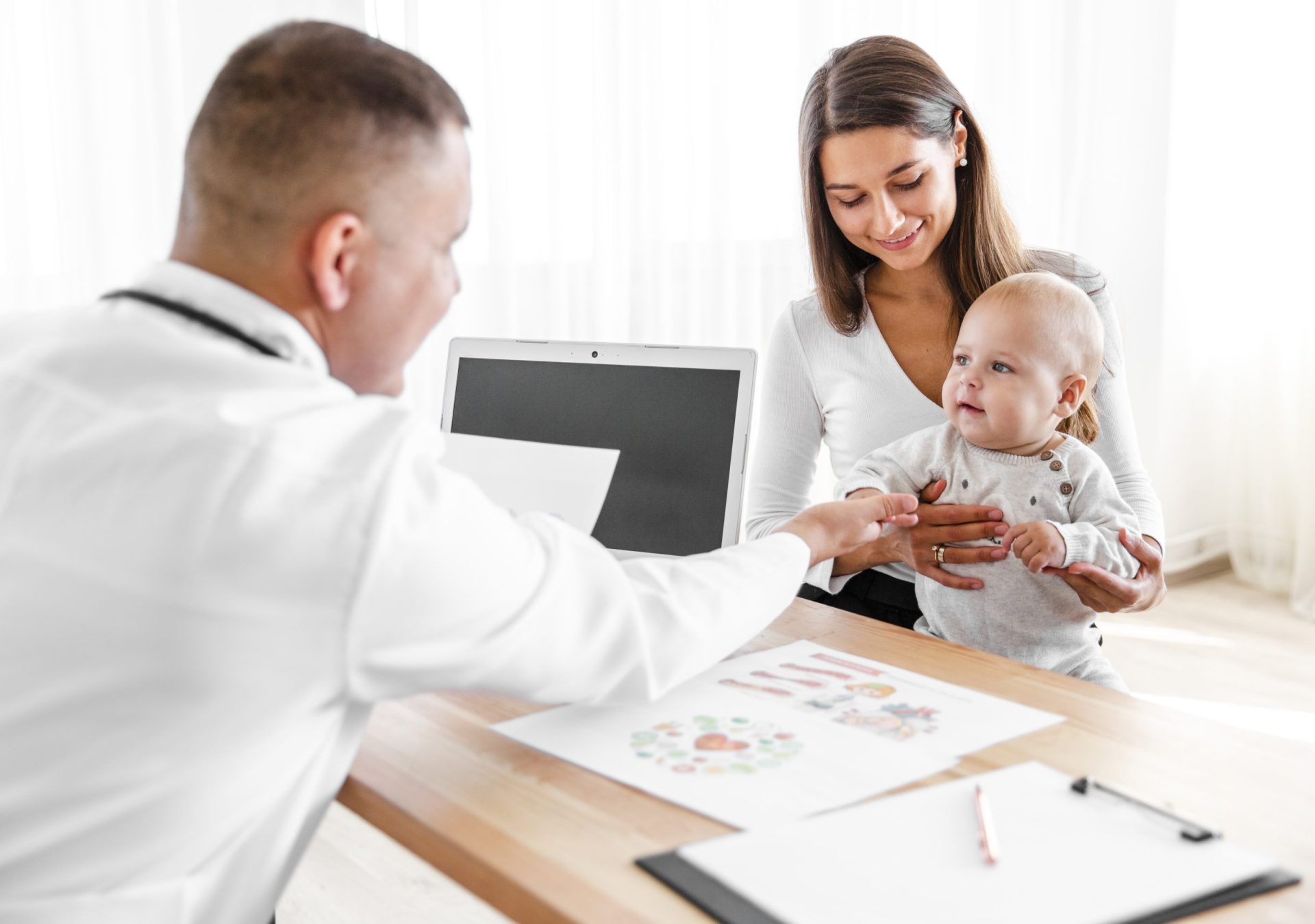 Consultanță psihologică pentru copii și adulți la Arra Medical Center Iași – sprijin în gestionarea emoțiilor și a problemelor psihologice